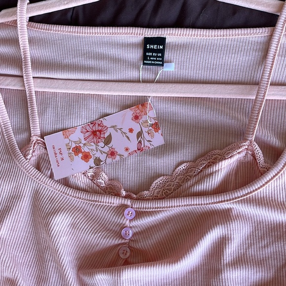 Pink Blouse NWT - Picture 2 of 3